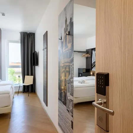 מלון B&B Hotel Maribor 3*