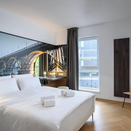 Hotel B&B Hotel Maribor 3*